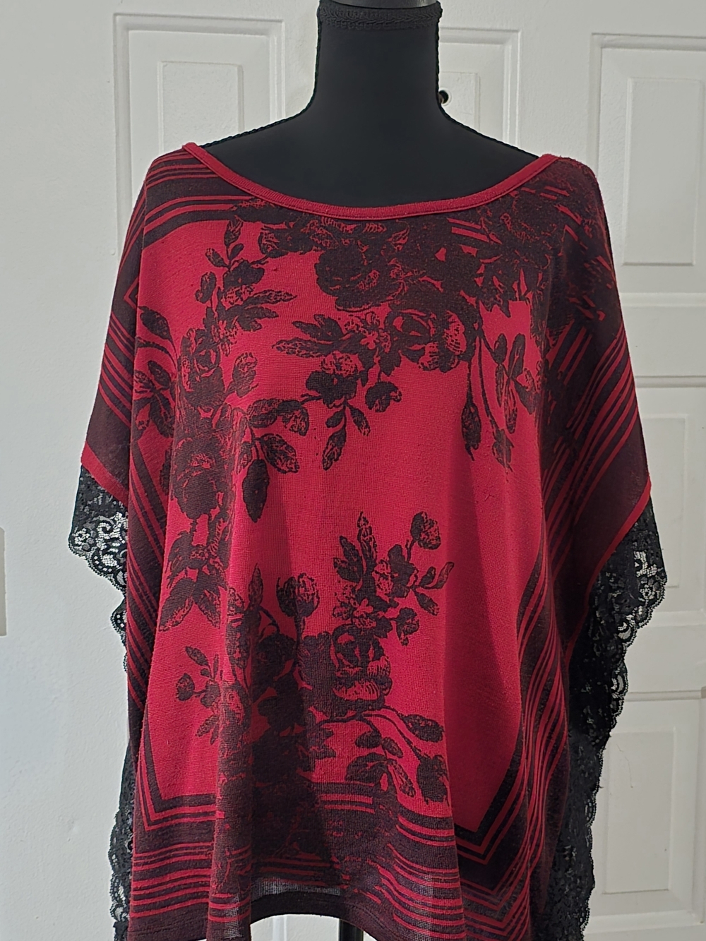 Cato Woman Red Knit Top